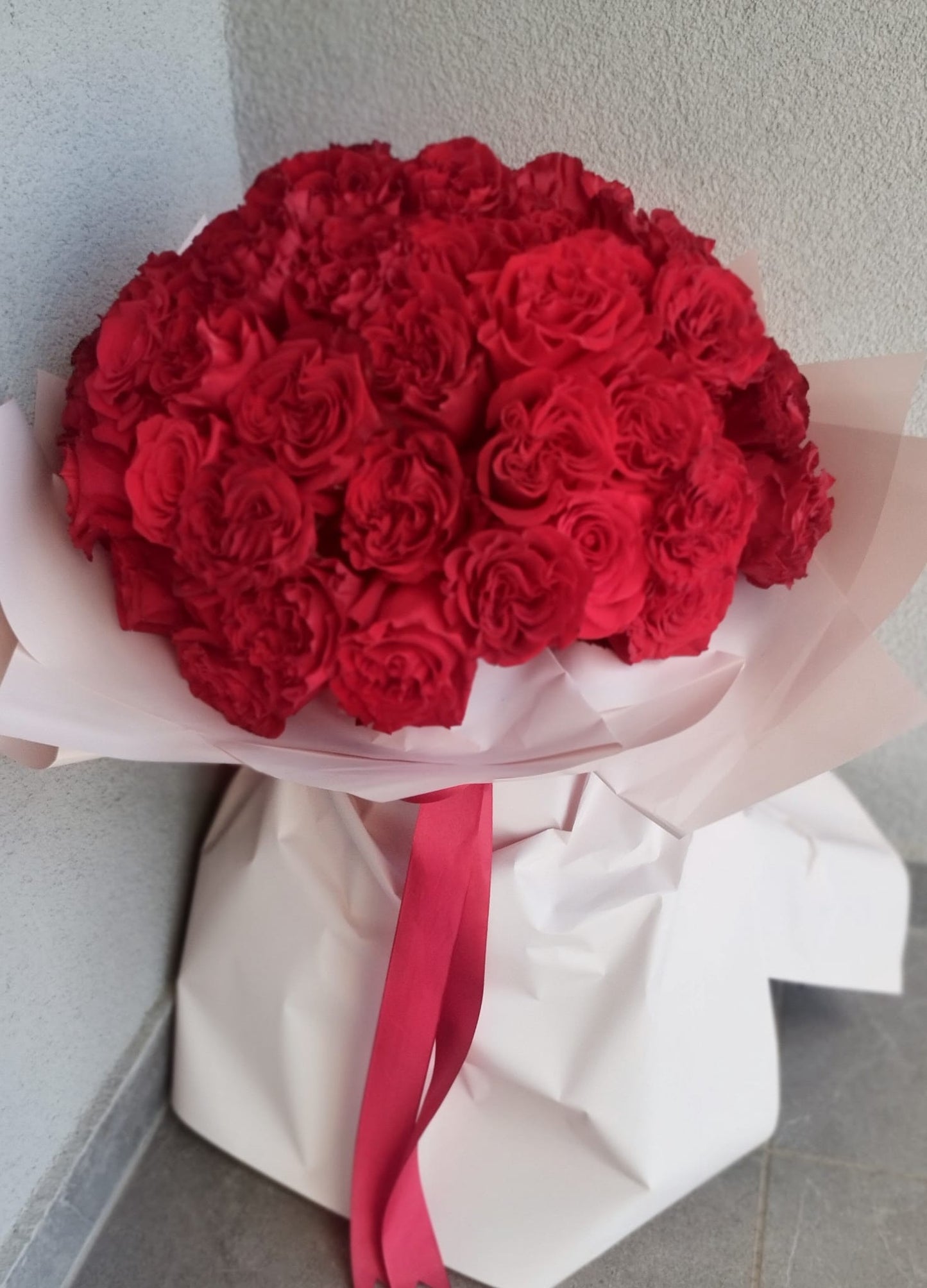 VIP Roses - 101 Trandafiri