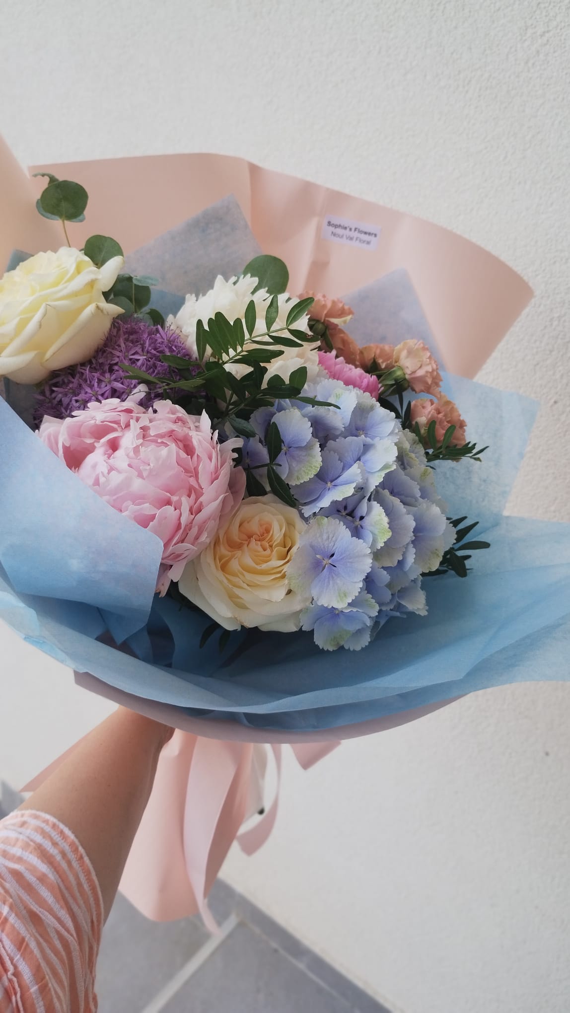 Buchet din Flori Premium Eleganta & Rafinament