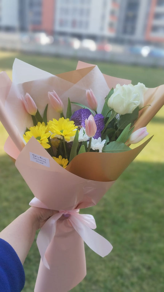 Buchet Elegant de Primavara !